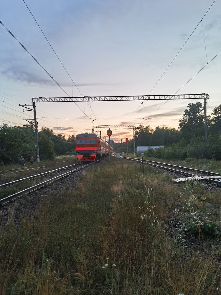 Уходящая электричка