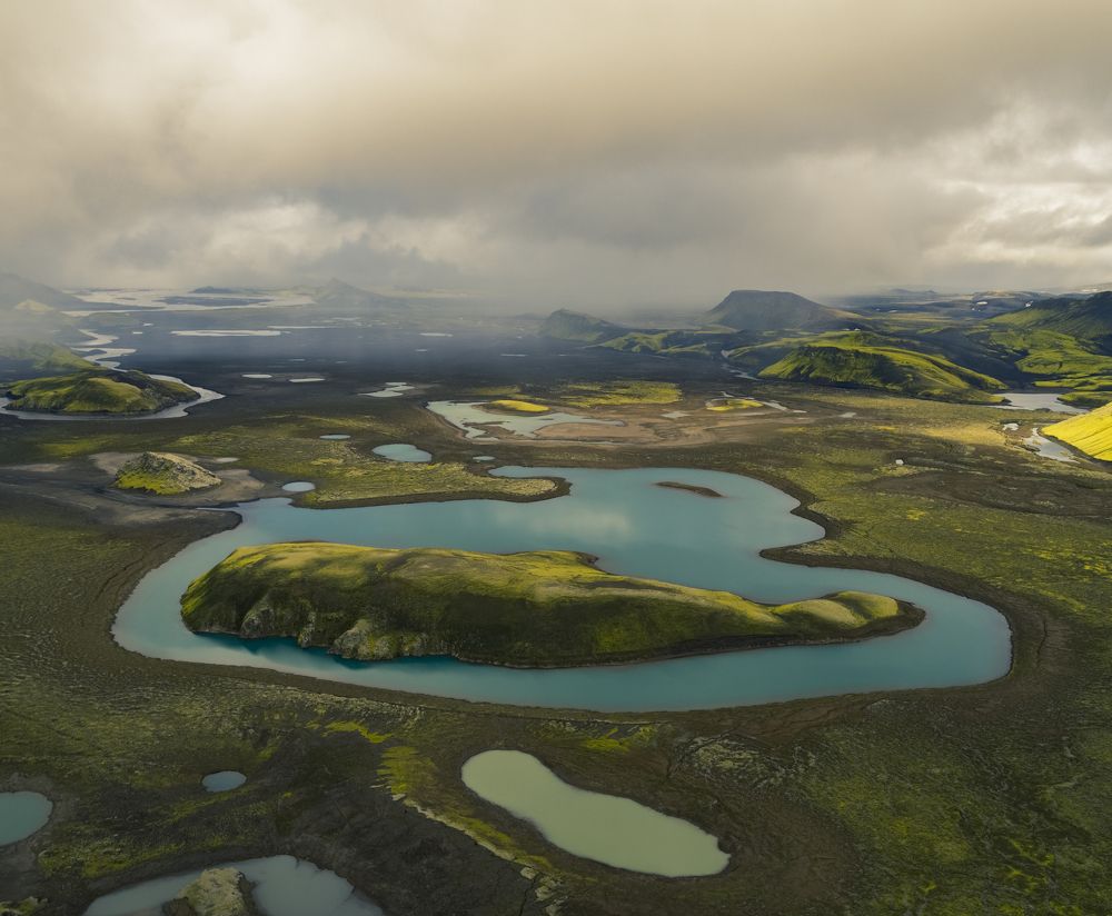 Photograph by Ruslan Stepanov