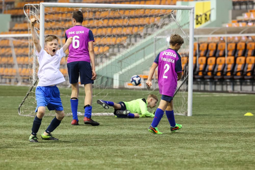 Соревнования по футболу, Екатеринбург 2022