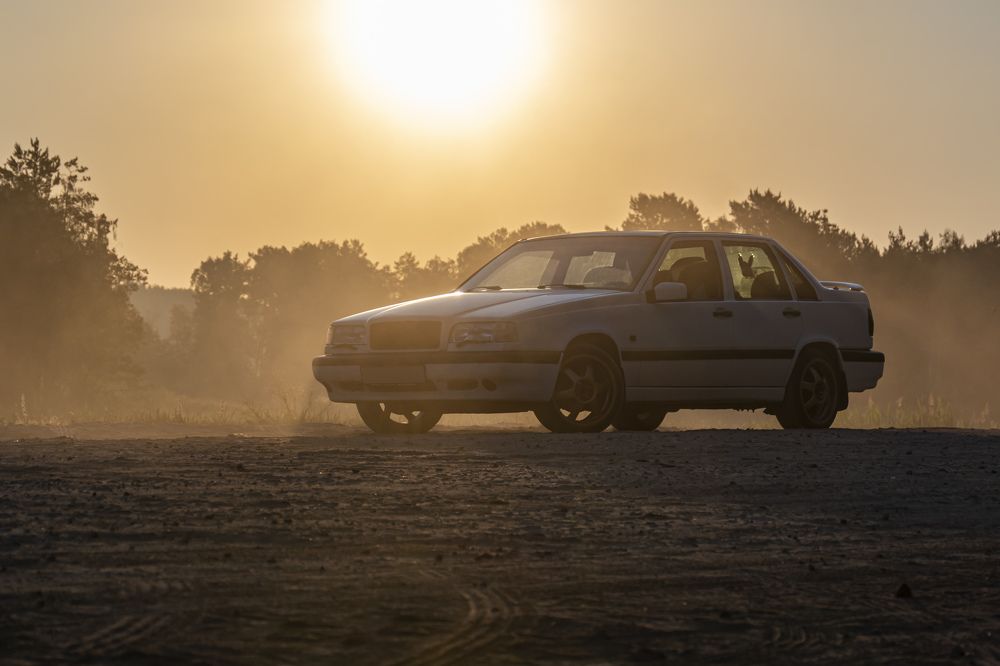 Photograph by Anton Leonchikov