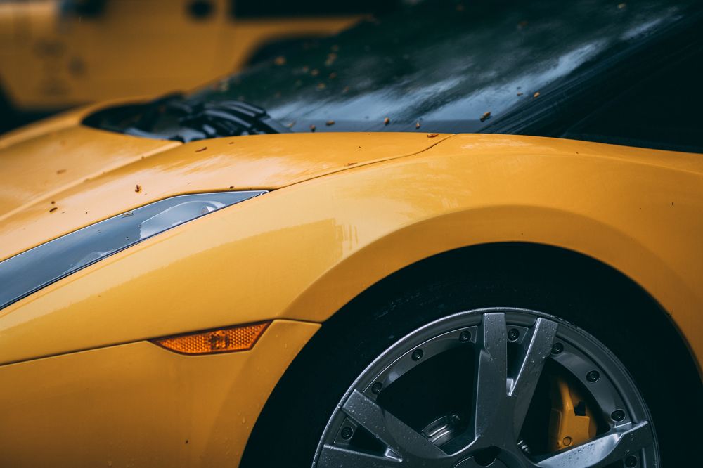 Желтые линии