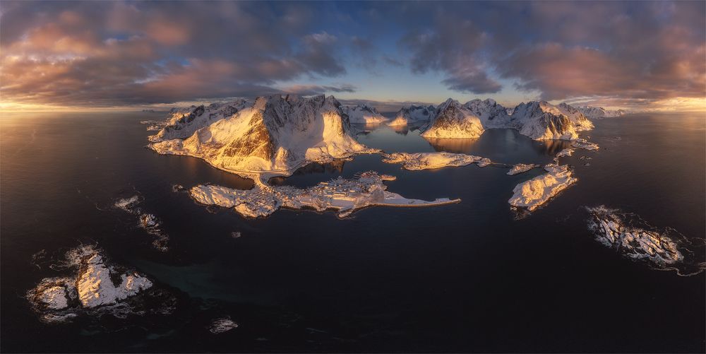 Photograph by Julio Castro Pardo