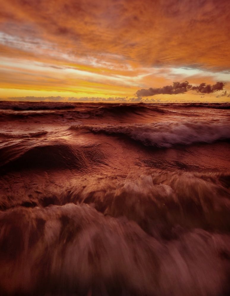 Fire sunset in the sea