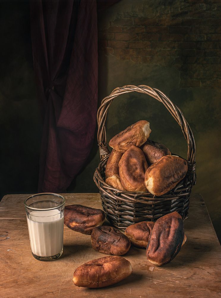 Натюрморт с пирогами/Still life with pies