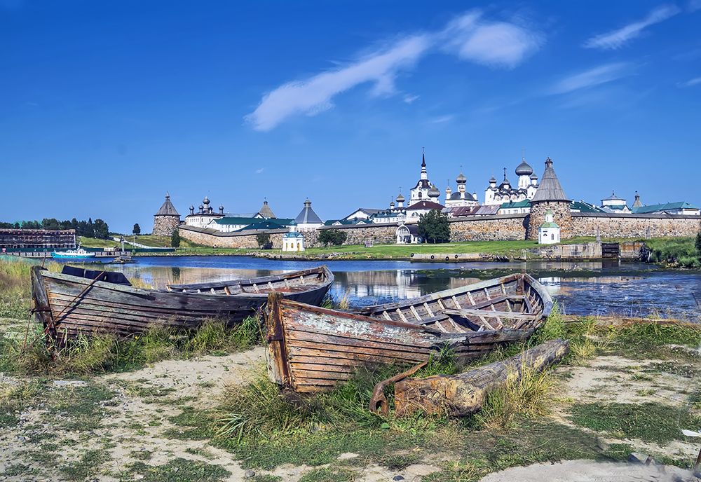 На Соловки.