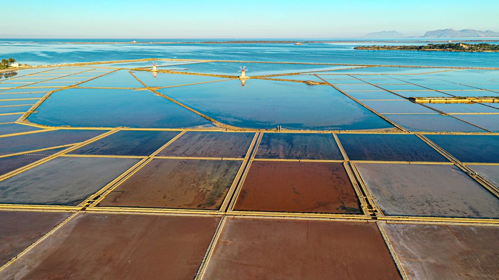 Photograph by AVIC A.M.