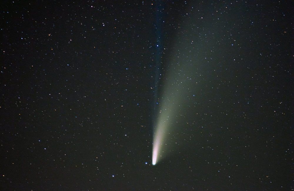 Комета C2020_F3_(NEOWISE)