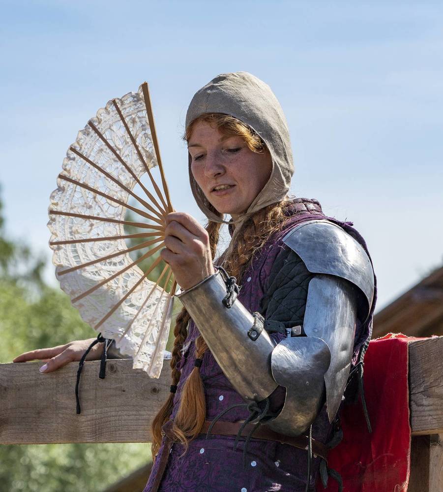 Девочки - они ТАКИЕ девочки...