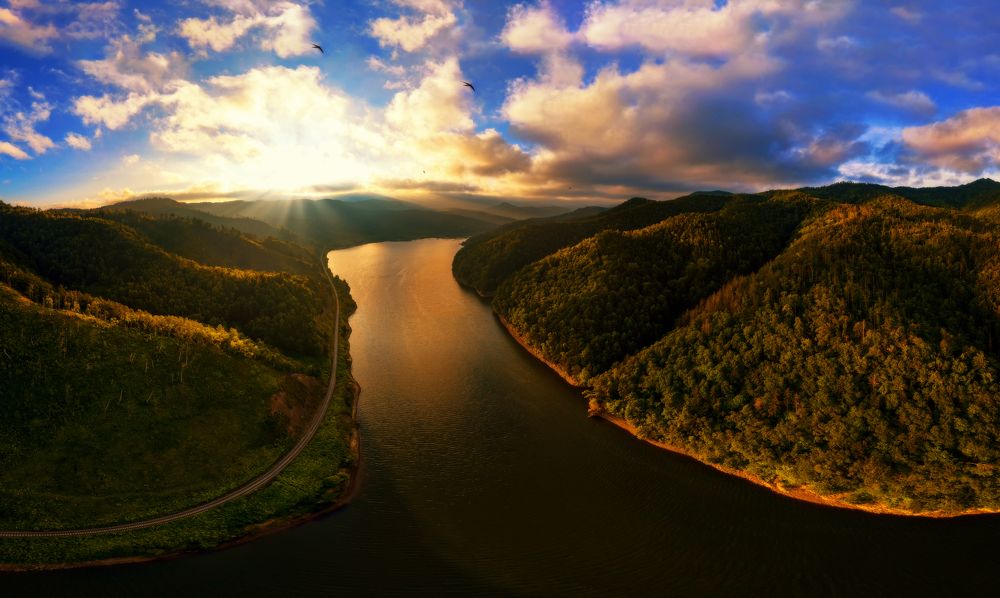 Рассвет на Тайном.