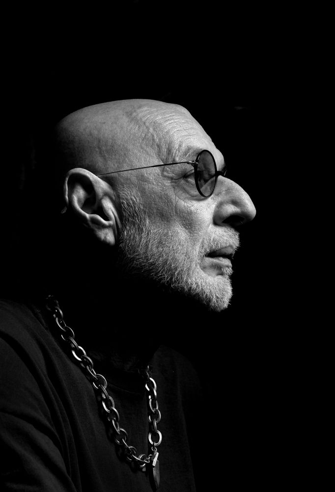 Vlad Gabda is a artist.