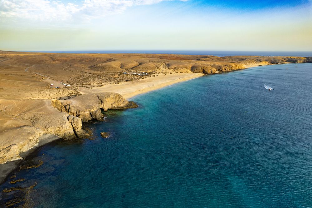 Photograph by Moshe Menagen