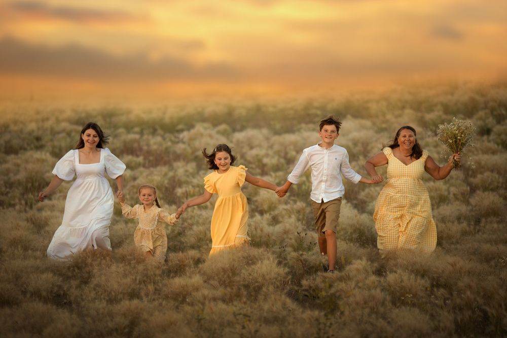 Photograph by Masha Parkhomenka