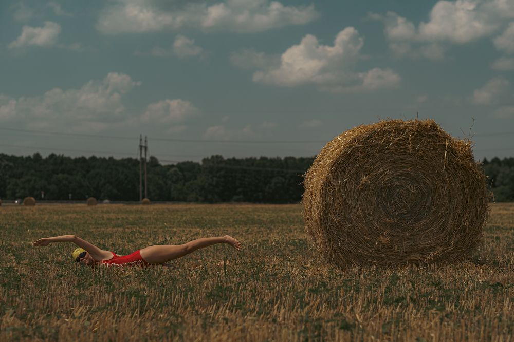 Through the thorns to the stars