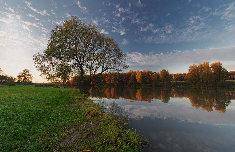 зеркальная гладь осени