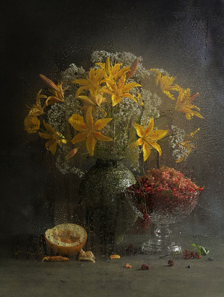 Лилейник с ягодами и дыней