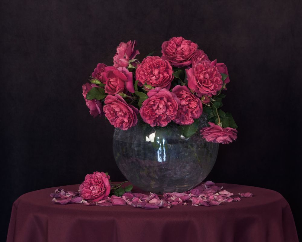 Photograph by LYUDMYLA POKRYSHEN