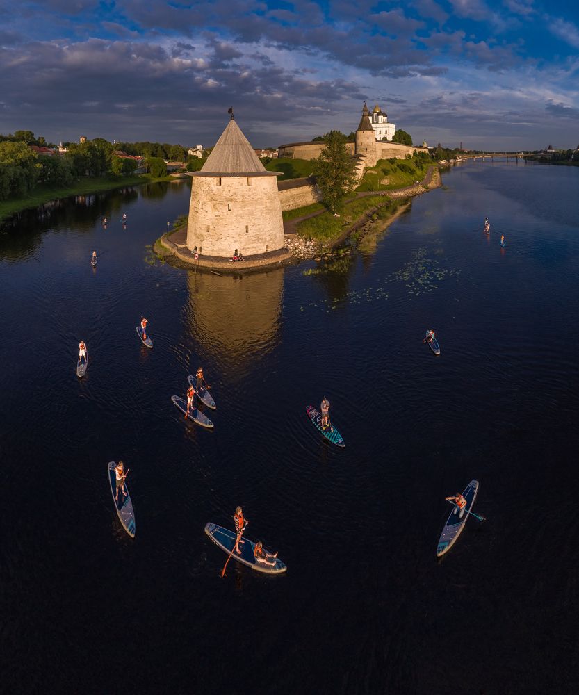 На слиянии Великой и Псковы