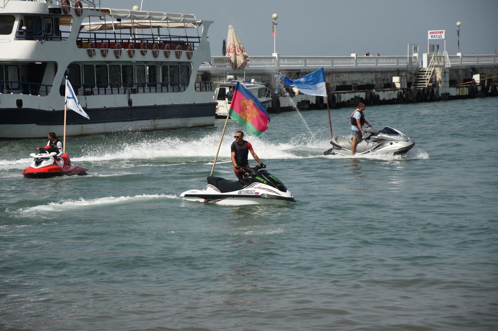 Photograph by Konstantin Kalmykov