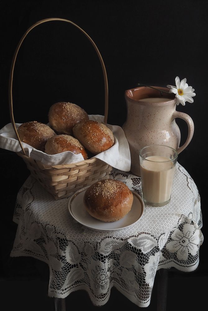 Булочки с топленым молоком
