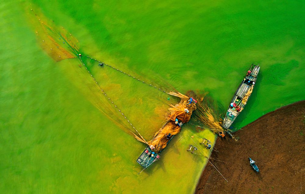 Photograph by Dinh Phong