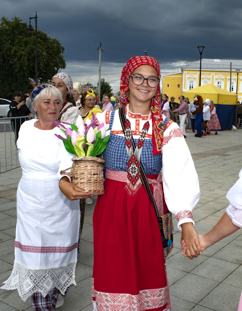 Народы России.