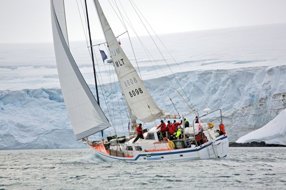 Photograph by Vladimir Melnik