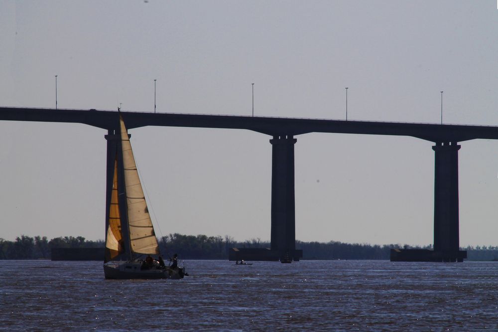 Фотография автора César Carrion