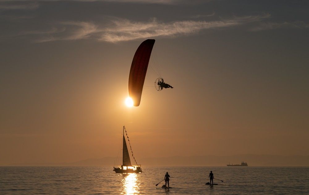 Закрывая Солнце.
