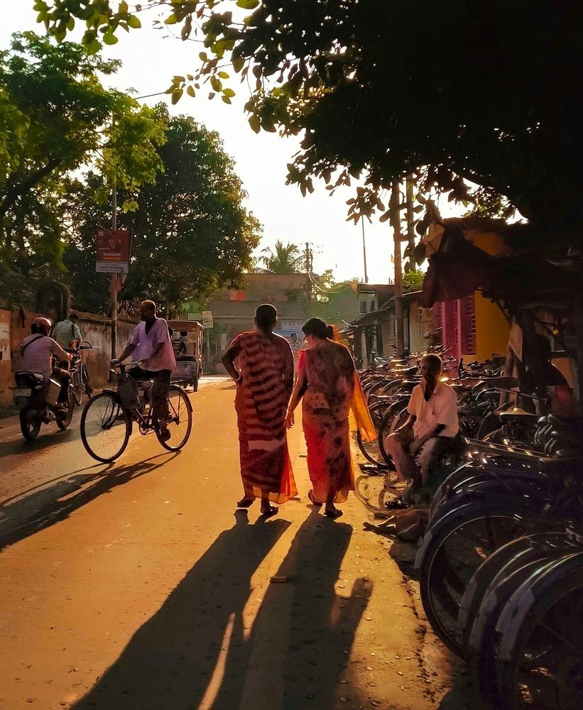 Same path,different destinations.