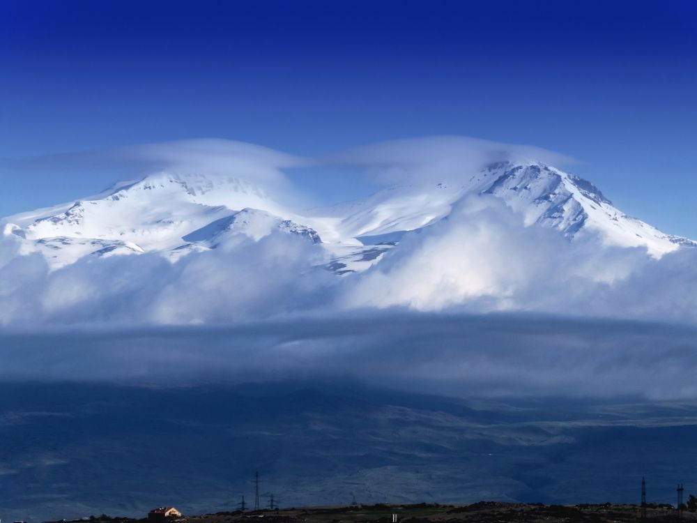 La Montana Aragatz 4095m