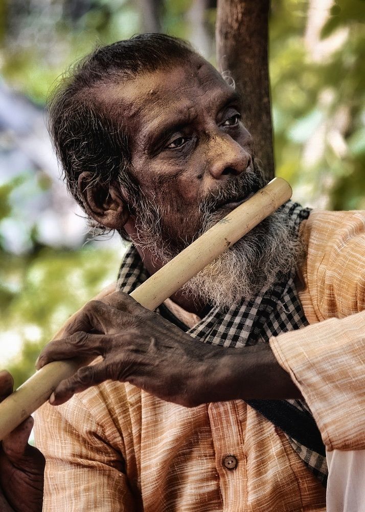 THE FLAUTIST