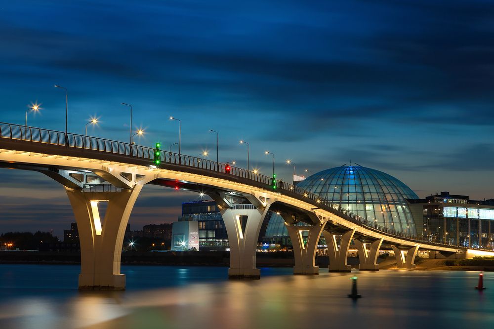 Вид на Яхтенный мост