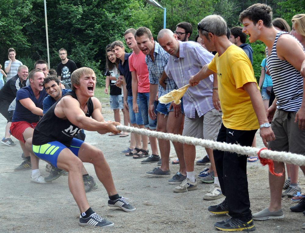 Перетягивание каната