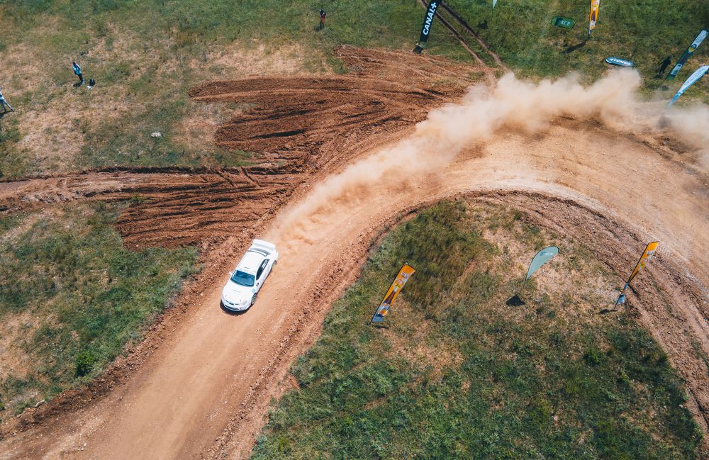 Photograph by Junior Safary