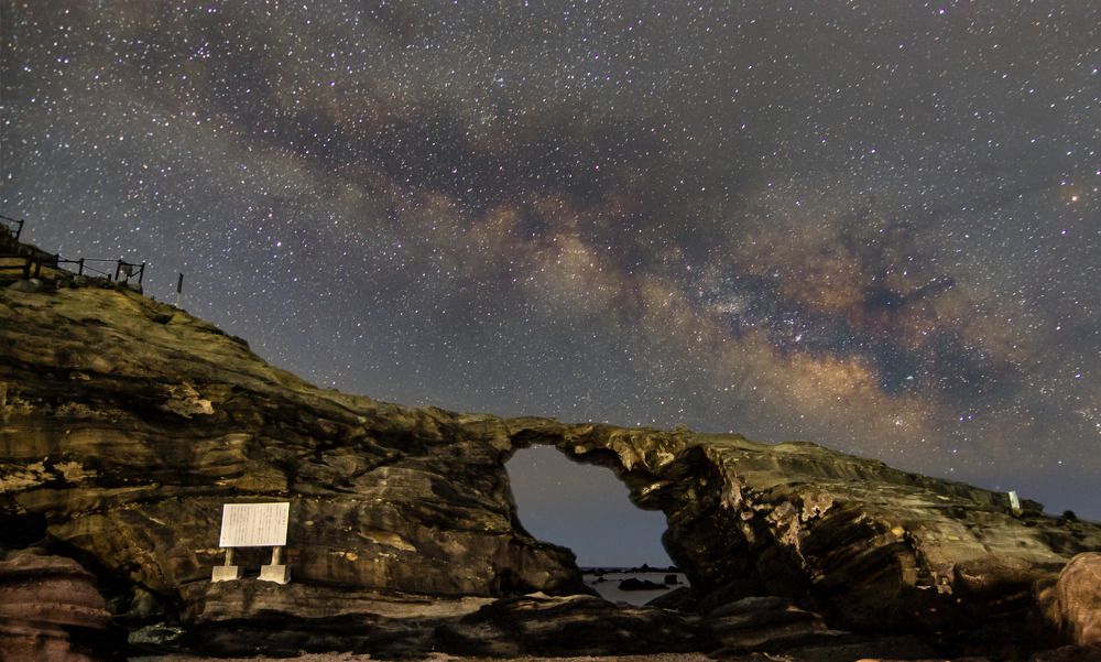 Photograph by LE HUY HUNG