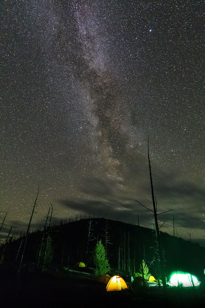 Млечный Путь над лагерем