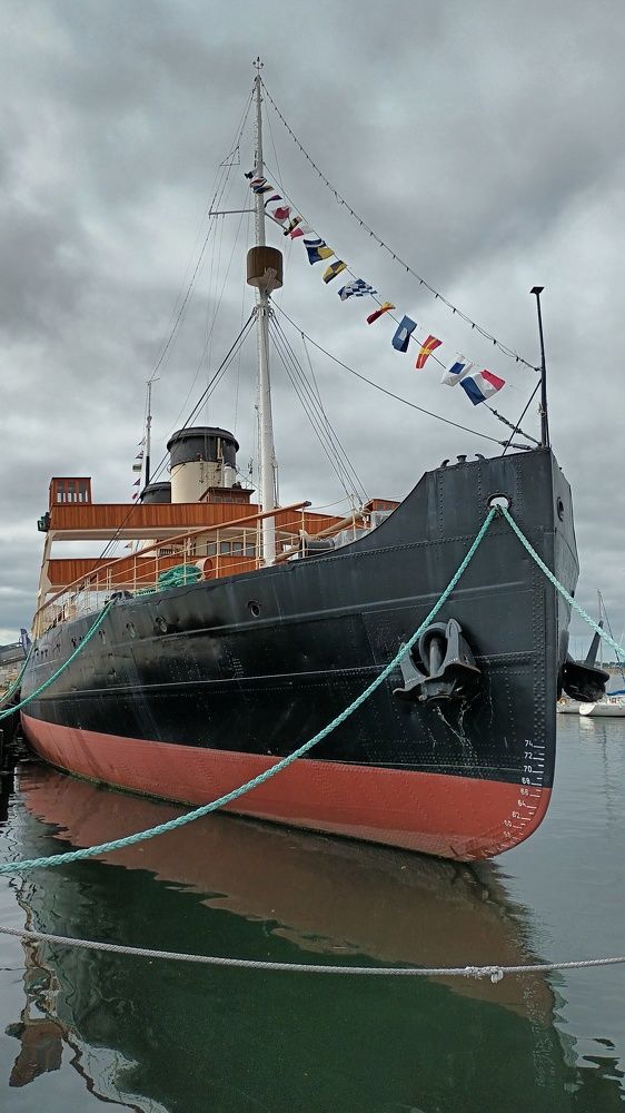 Военный корабль