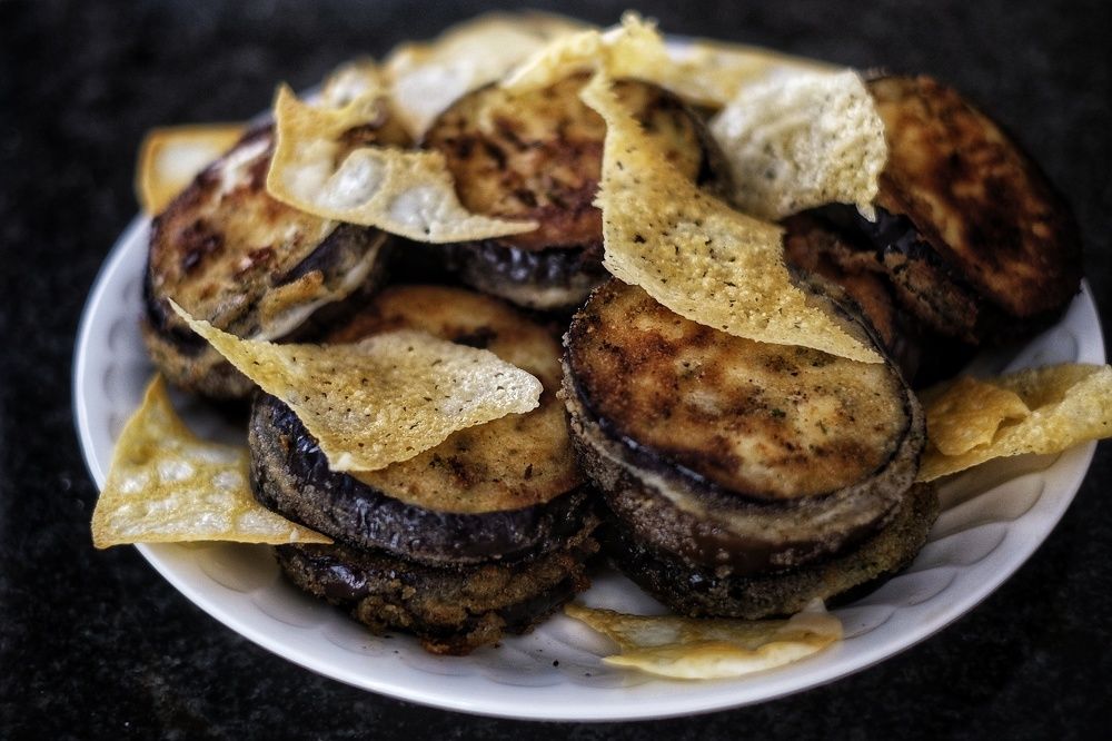 Aubergines with cheese