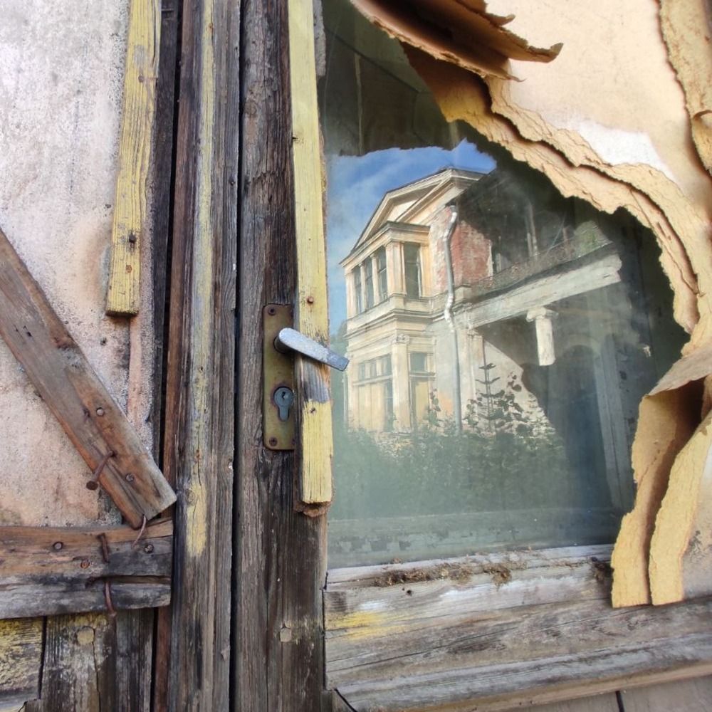 Отражение дворца.