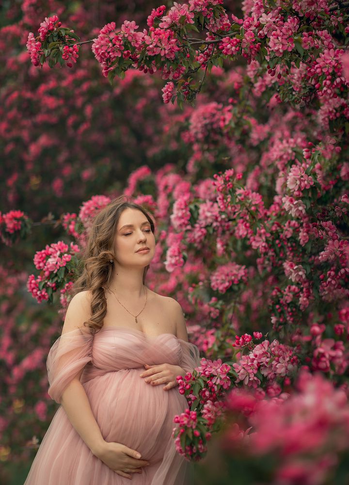 Photograph by LIDIYA HOLD