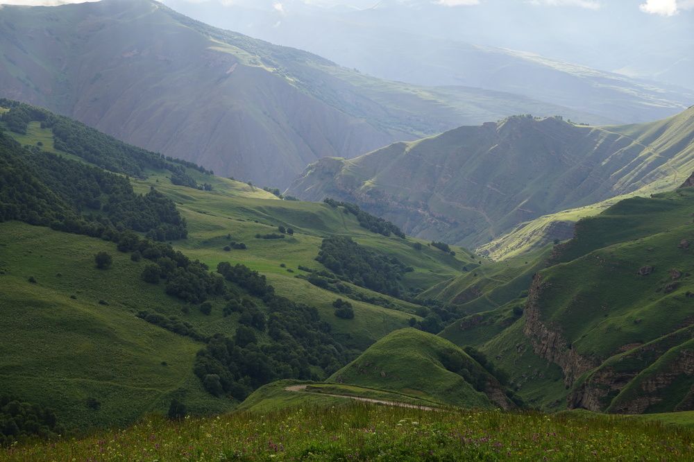 По дороге через перевал Актопрак