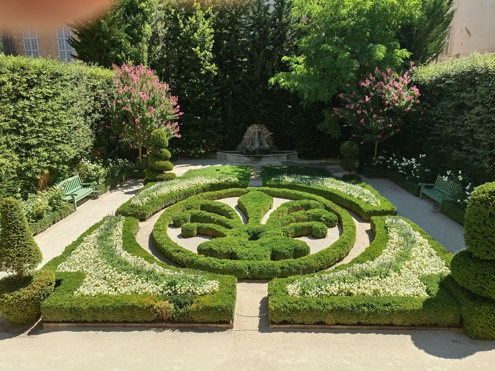 Photograph by michel Olive