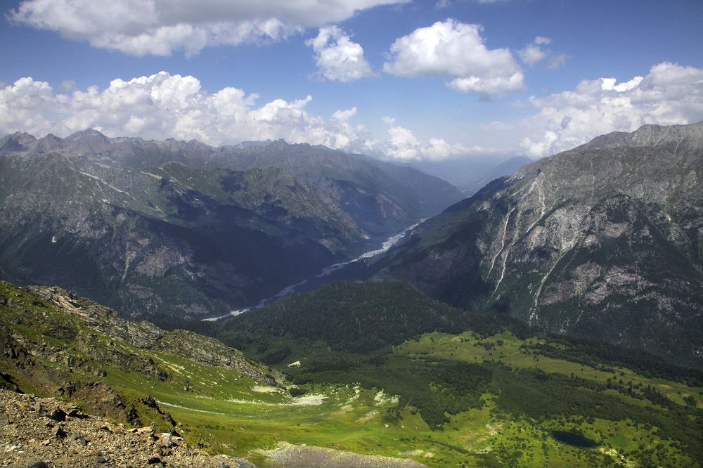 Летние краски Домбая