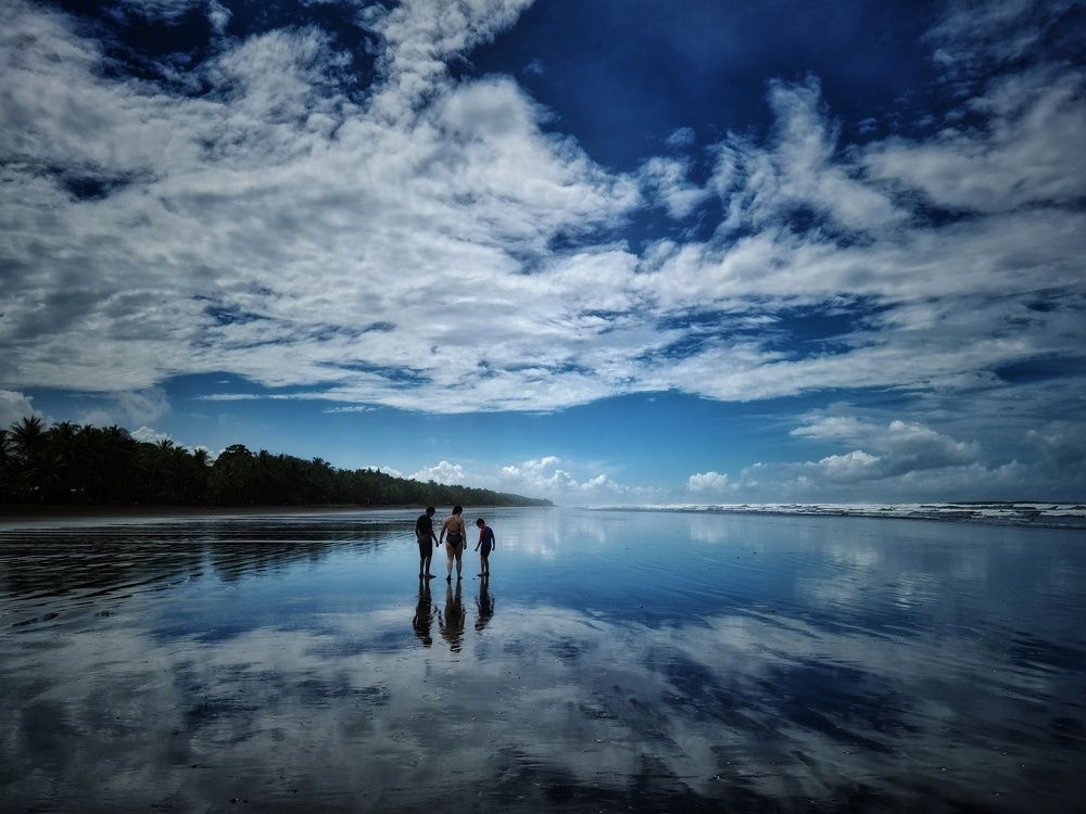 Photograph by Mauricio Mora Flores