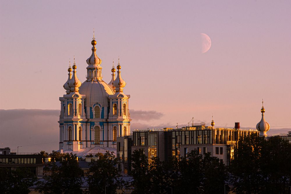Фотография автора Евгений Лукьянов