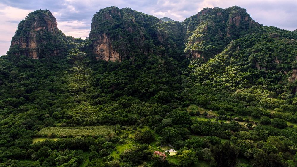 A beautiful view of the grean sacred mountains