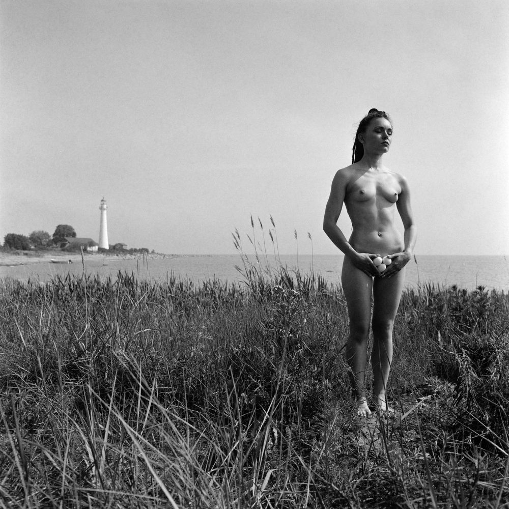 What women should do in life?