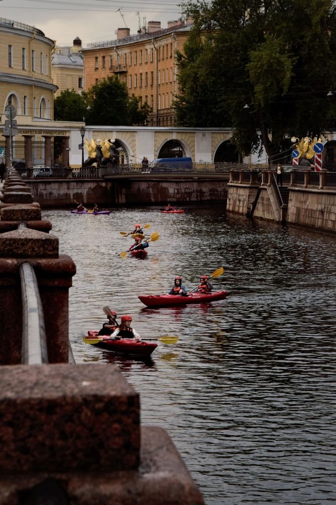 По рекам и каналам