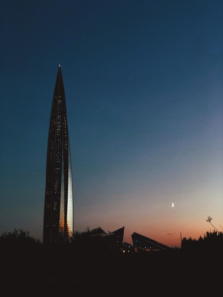 Лахта на закате