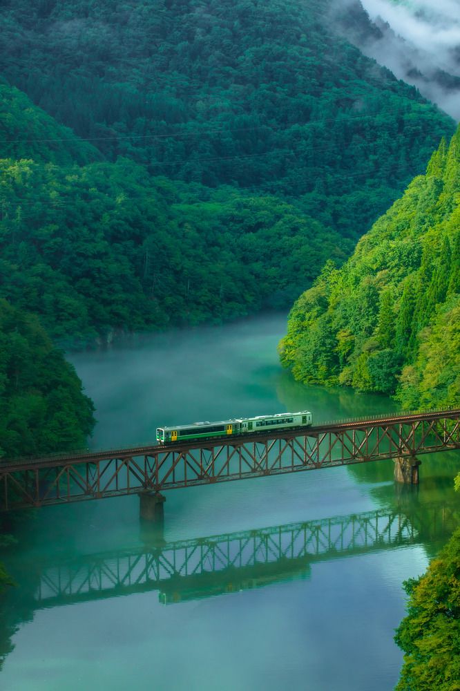 Photograph by LE HUY HUNG